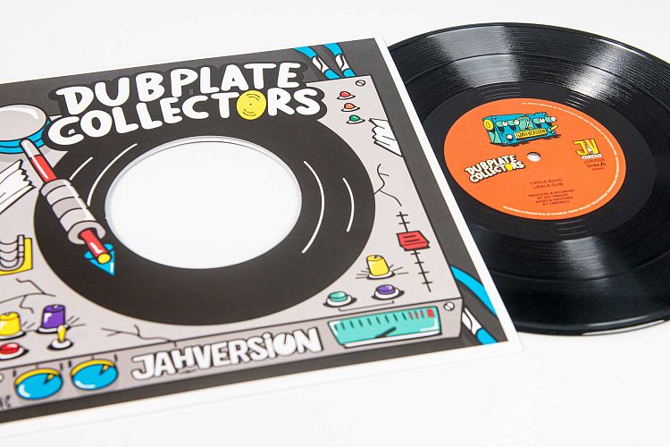 10" slive with centre hole cutout.