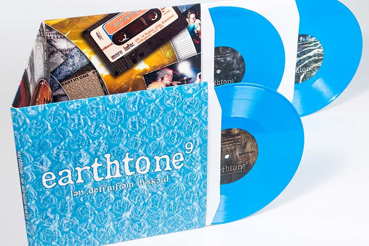 The Earthtone triple gatefold sleeve..