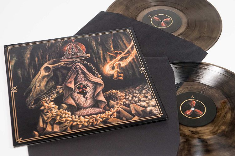 Custom sleeve and special viny colours.