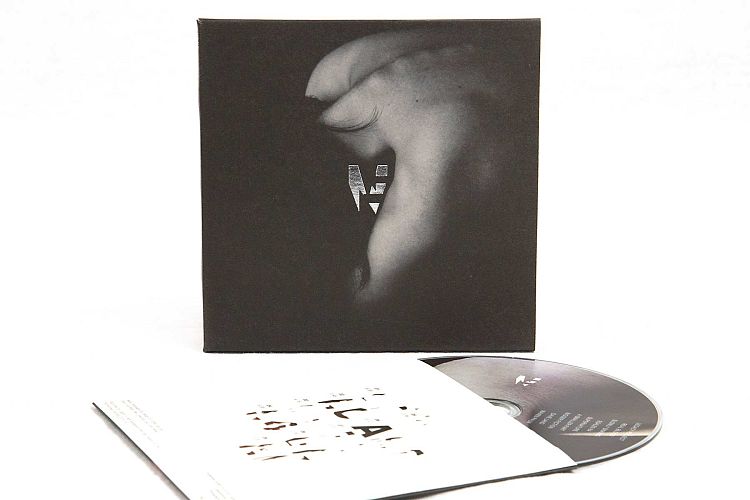 CD Capacity wallet with printed inner