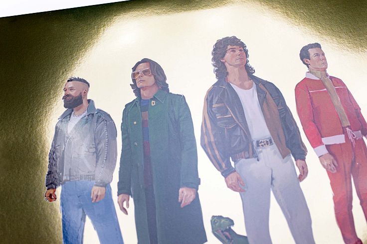 Only the cover illustration is left without a gold hot foil surface.