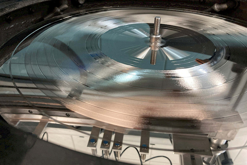 Vinyl record stamper horn polishing