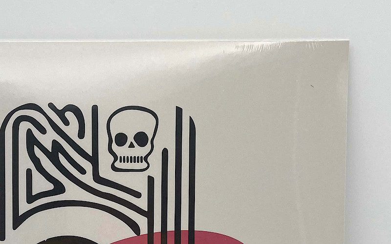 shrink wrapped vinyl sleeve detail